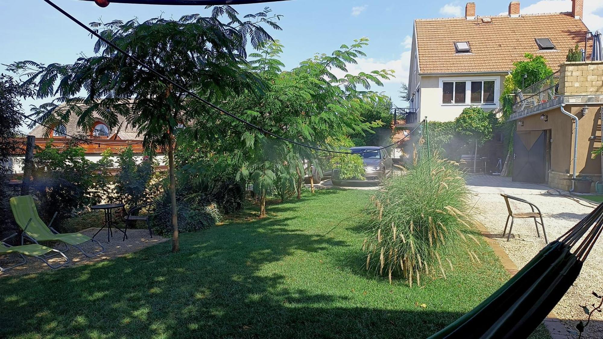 T.H.Ny Village Inn Cottage Tihany Exterior photo